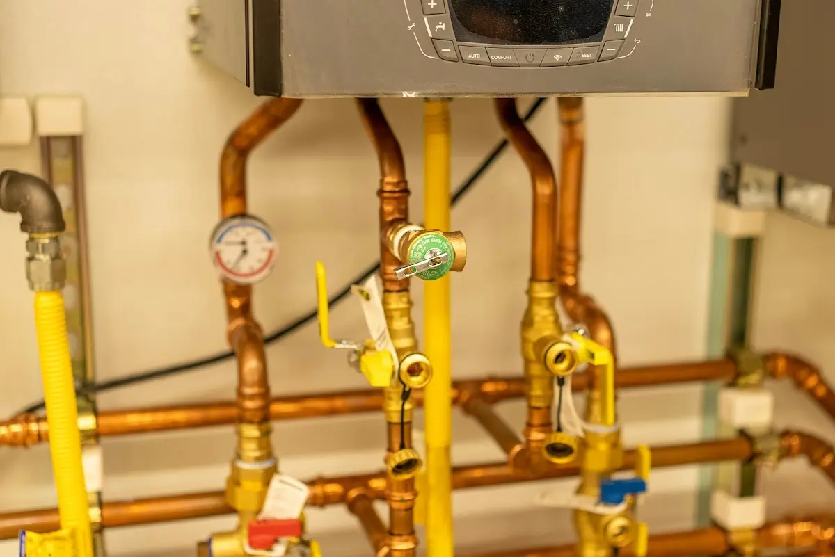 Licensed technician providing Sewer Cleanout for a homeowner in Mohawk